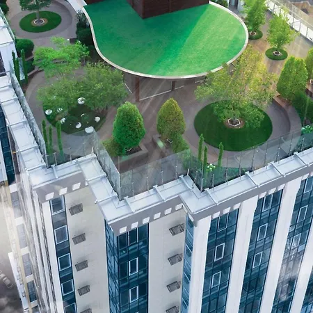 Апартаменти Royal Tower Luxurious Smart Київ